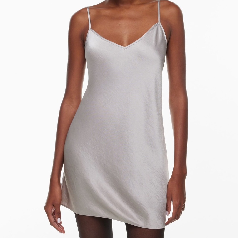 Wilfred Aritzia Only Mini Slip Dress  V-Neck 81395 Womens M